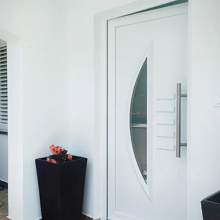 House Solis بيت للعطل راب