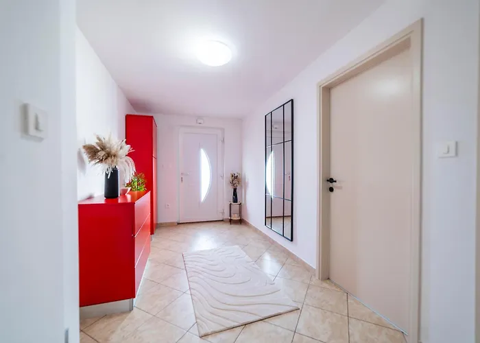 Tatil Evi House Solis Rab Town