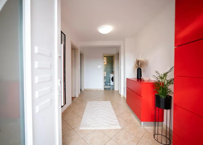 House Solis Rab Town