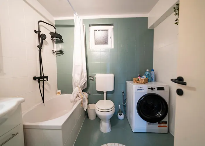 House Solis Tatil Evi Rab Town